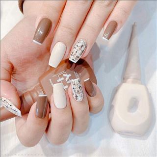 Cần thợ bột biết thêm mi, nail design là 1 lợi thế & làm được t7